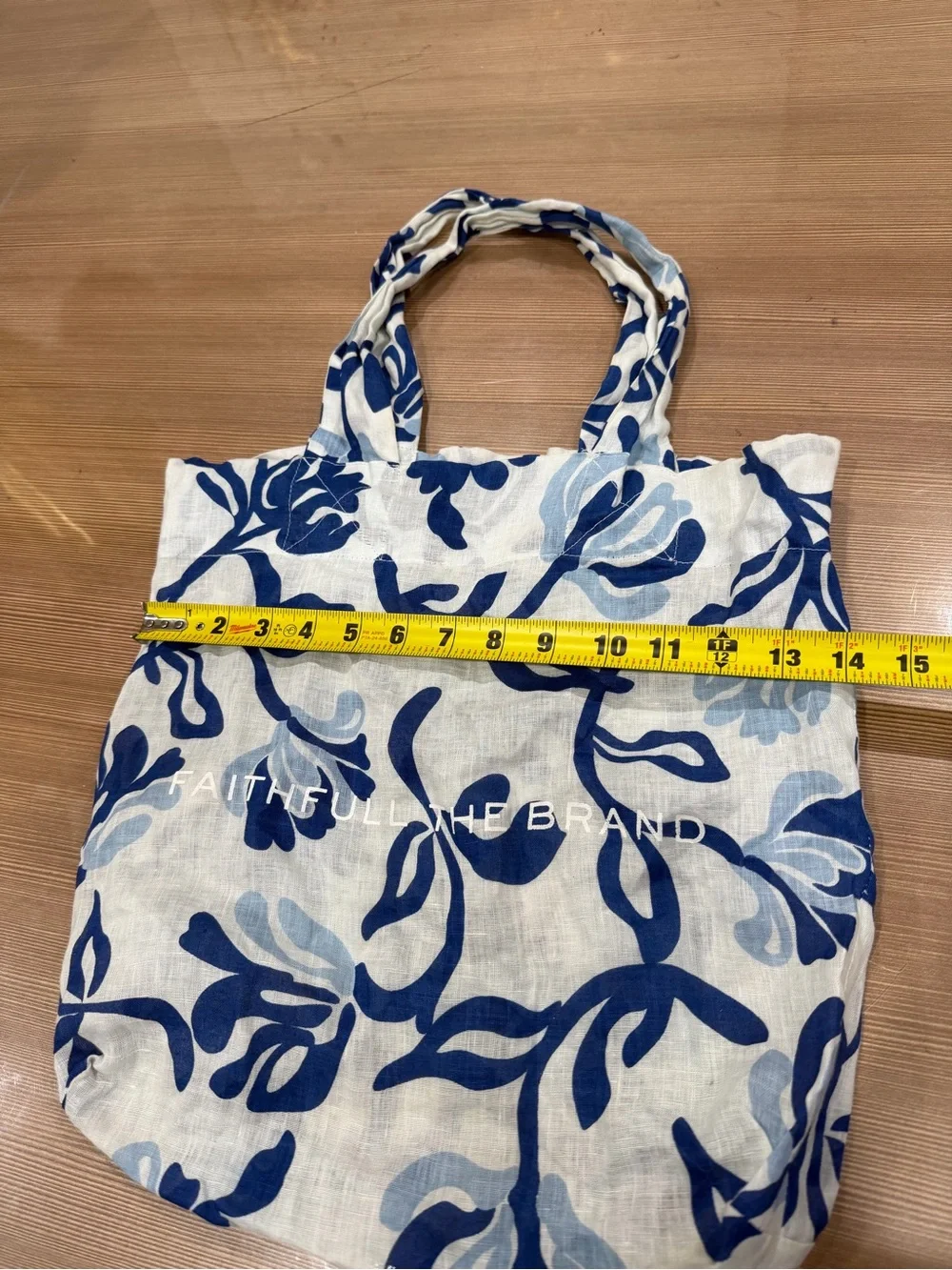 Faithfull The Brand Ensola Tote Bag 100% Linen Blue Floral White Beach Market